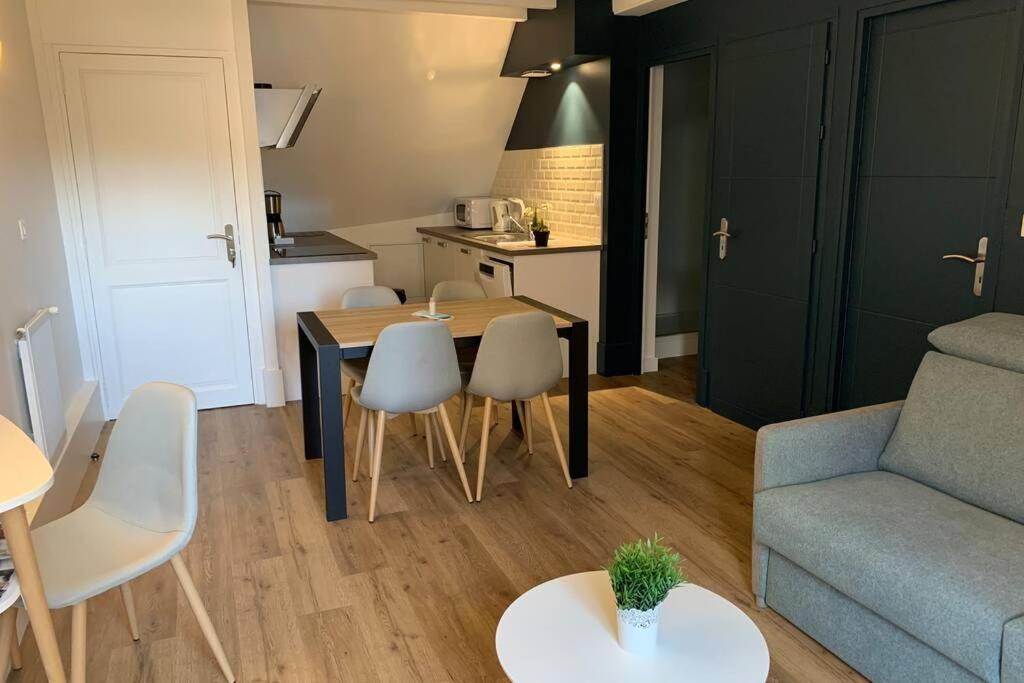 Le Cheval Bixio Apartment Beaune  Exterior photo
